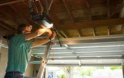 Security Garage Door Service St Petersburg, FL 727-369-6163 - repair-side